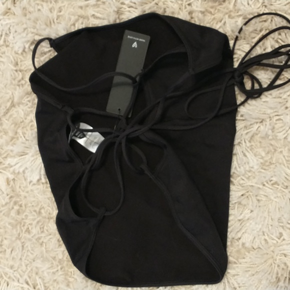 NWT Lulu's Intrigue Black Lace-Up Crop Top Size M/L - Picture 4 of 6